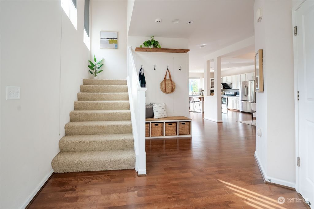 Photo of 1302 125th Street SE, Everett, WA 98208 (MLS # 2286340)