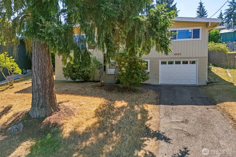 3527 S 262nd Street