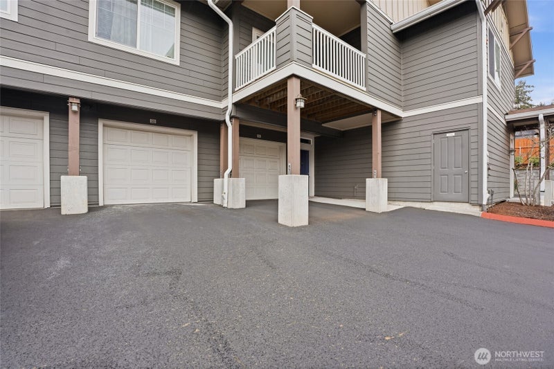 10800 SE 17th Circle M142