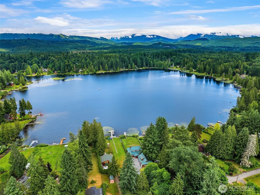 Photo of 10904 W Lake Joy Drive NE, Carnation, WA 98014 (MLS # 2395513)