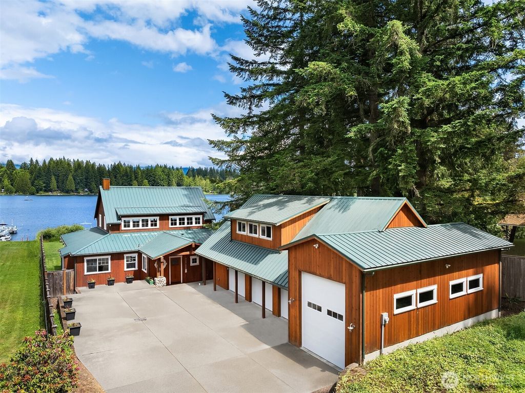 Photo of 10904 W Lake Joy Drive NE, Carnation, WA 98014 (MLS # 2395513)