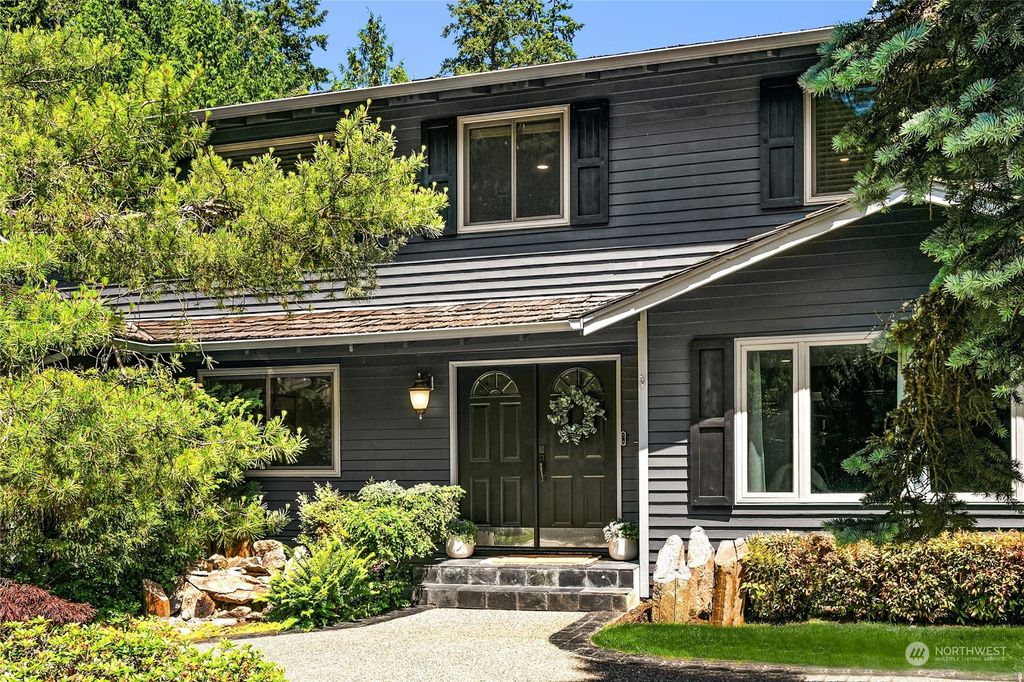 Photo of 4264 181st Place SE, Issaquah, WA 98027 (MLS # 2262222)