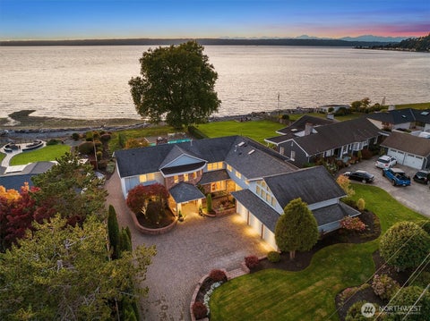 Photo of 18141 Normandy Terrace SW, Normandy Park, WA 98166 (MLS # 2547224)