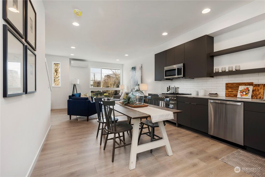 Photo of 9203 B 14th Avenue NW, Seattle, WA 98117 (MLS # 2033259)