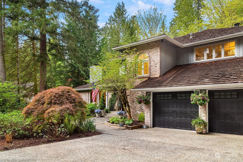 Photo of 19112 NE 146th Way, Woodinville, WA 98072 (MLS # 2060994)