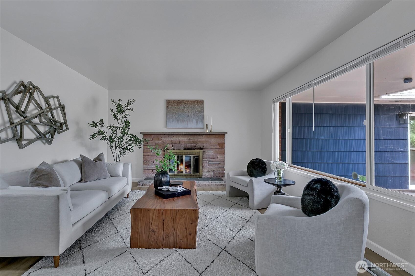 10521 Douglas Dr SW
