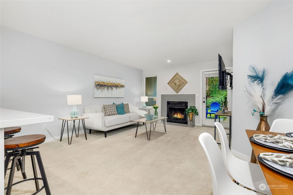 Photo of 13717 Linden Avenue N #117, Seattle, WA 98133 (MLS # 2042367)