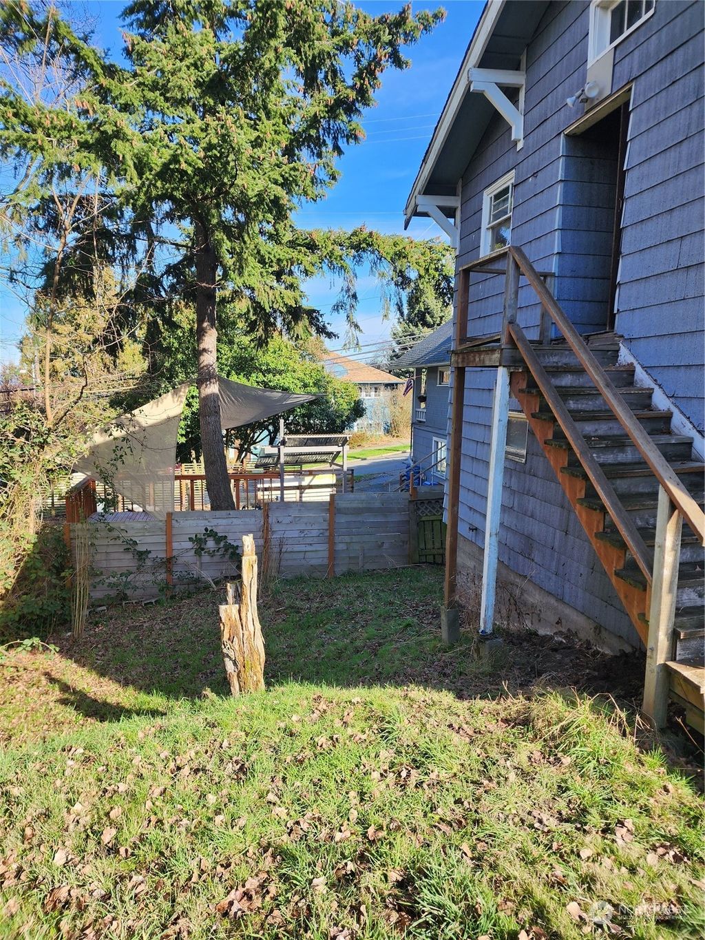 Photo of 4007 23rd Avenue SW, Seattle, WA 98106 (MLS # 2042910)