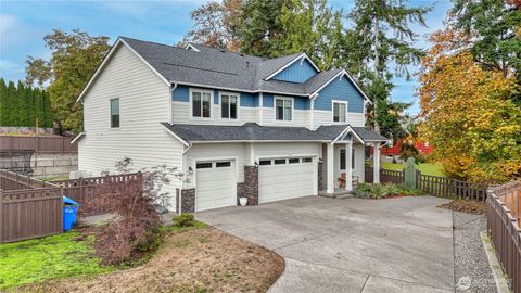 Photo of 611 20th Avenue Ct SW, Puyallup, WA 98371 (MLS # 2452328)