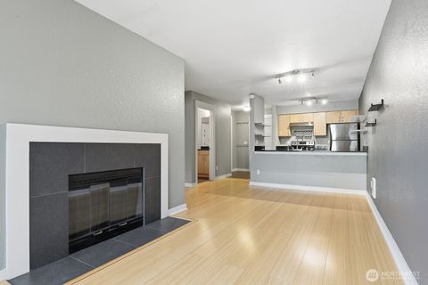 Photo of 840 NE 125th Street NE #304, Seattle, WA 98125 (MLS # 2476523)