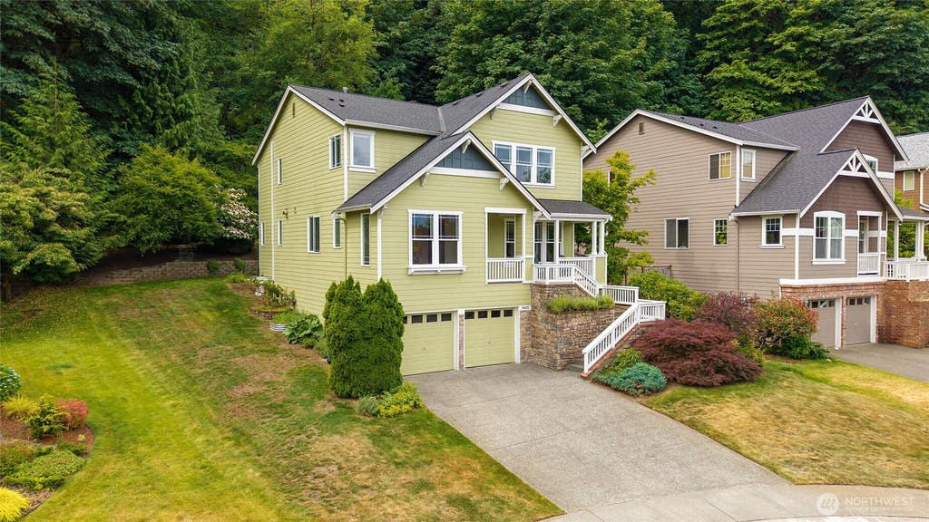 Photo of 10625 NE 173rd Place, Bothell, WA 98011 (MLS # 2562325)
