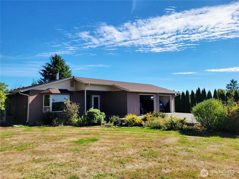 Photo of 180 Rodeo Lane, Toledo, WA 98591 (MLS # 2588783)