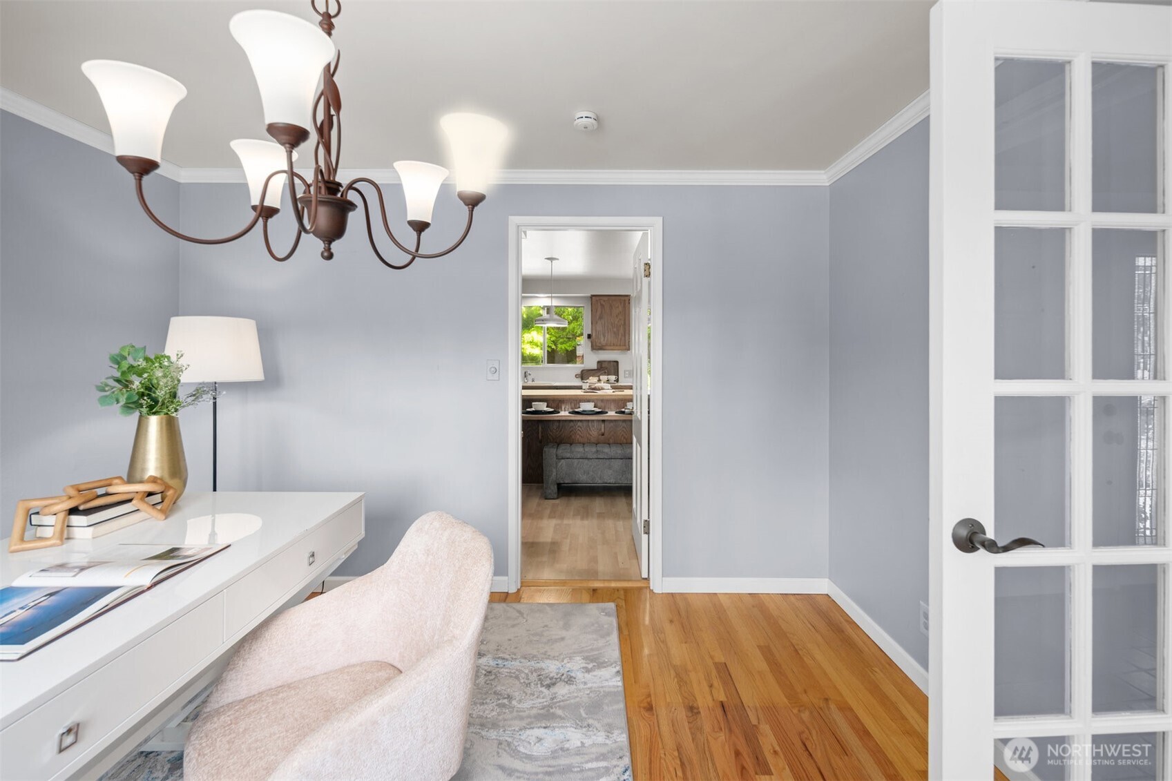 Bellevue, Washington 98007, United States, 4 Bedrooms Bedrooms, ,2 BathroomsBathrooms,Residential,Active,139949