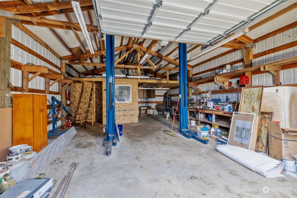 Photo of 11811 65th Place NE, Lake Stevens, WA 98258 (MLS # 2320210)