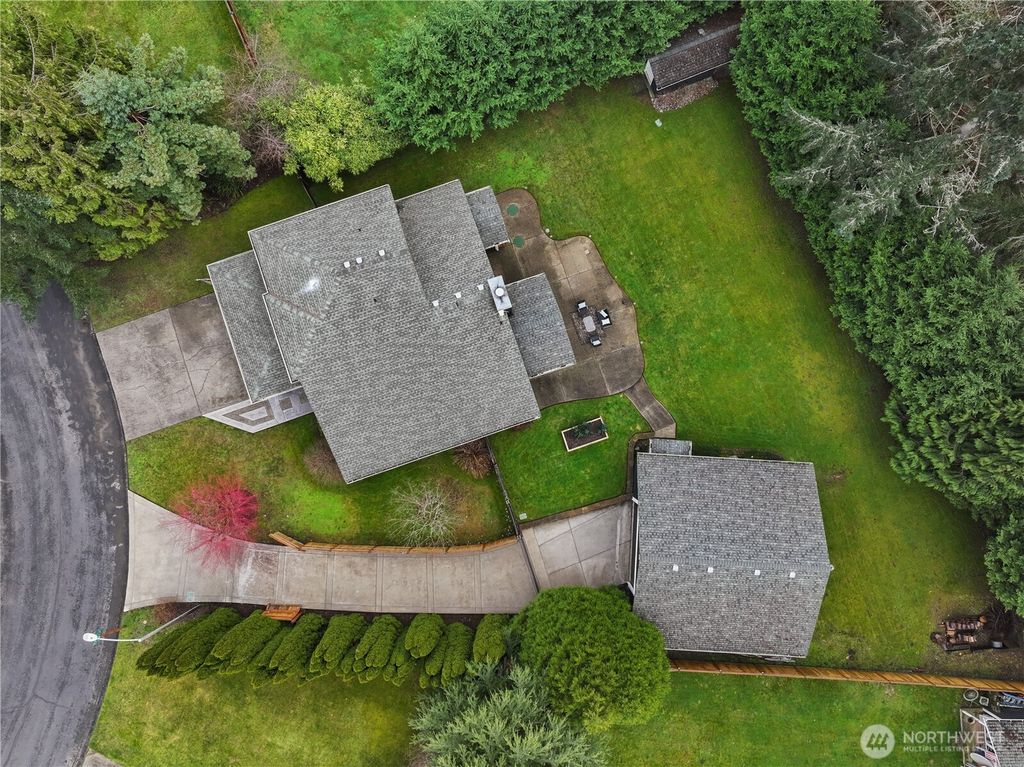 Photo of 1608 37th Street NW, Gig Harbor, WA 98335 (MLS # 2467287)