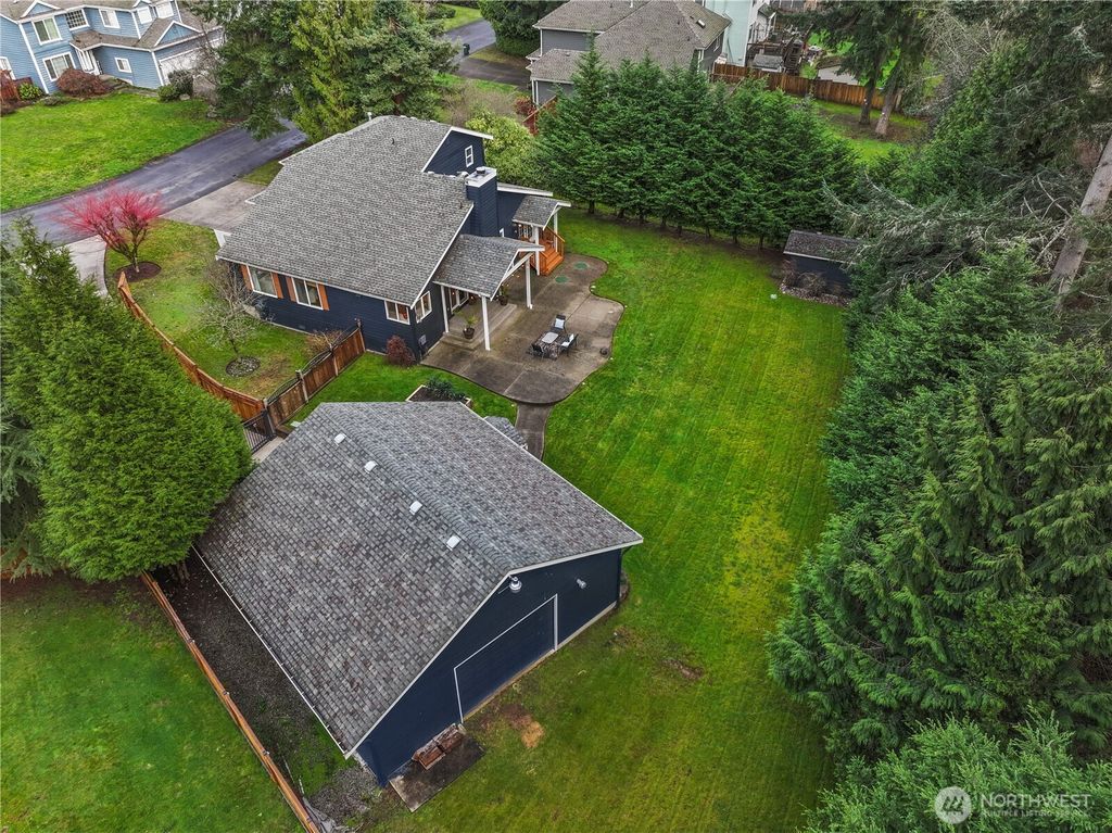 Photo of 1608 37th Street NW, Gig Harbor, WA 98335 (MLS # 2467287)