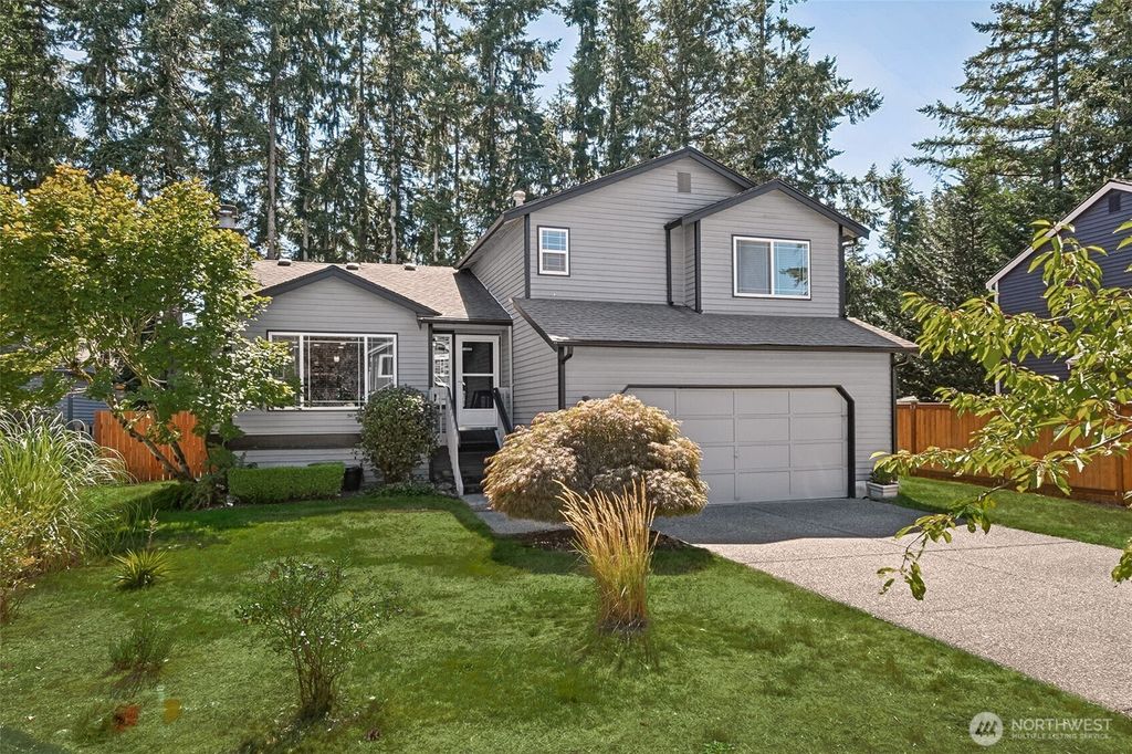 Photo of 22731 SE 273rd Street, Maple Valley, WA 98038 (MLS # 2424756)