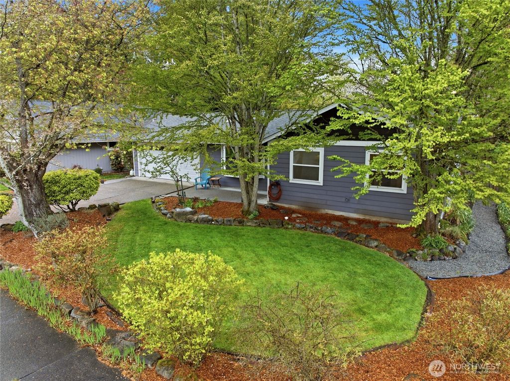 Photo of 22421 18th Avenue SE, Bothell, WA 98021 (MLS # 2506532)