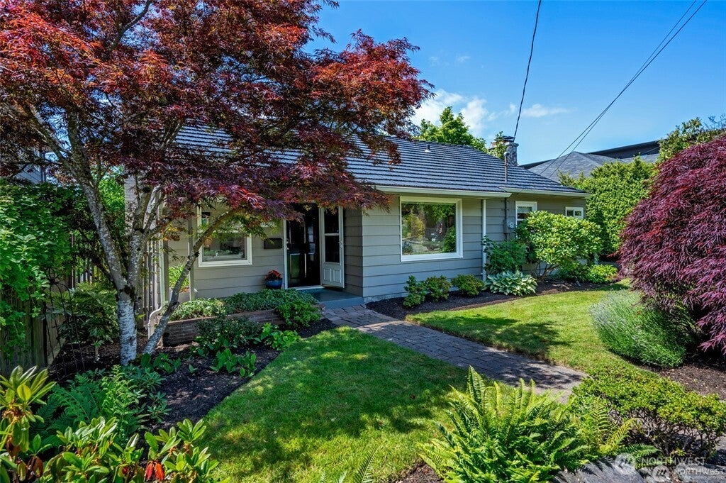 Photo of 2607 31st Avenue W, Seattle, WA 98199 (MLS # 2547676)