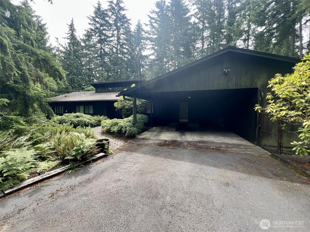 Photo of 39045 258th Avenue SE, Enumclaw, WA 98022 (MLS # 2555071)