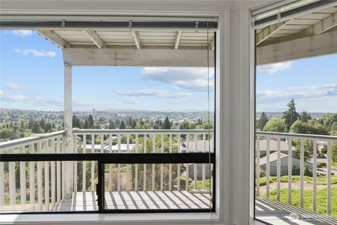 Photo of 813 McCormick Street SE, Olympia, WA 98501 (MLS # 2389321)
