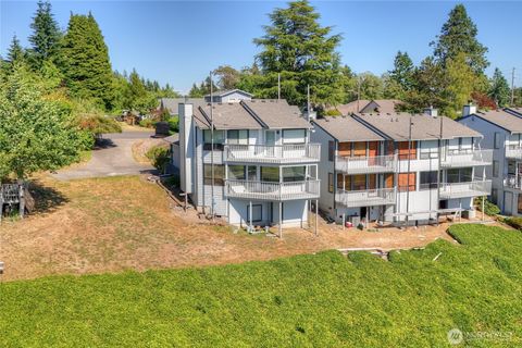 Photo of 813 McCormick Street SE, Olympia, WA 98501 (MLS # 2389321)