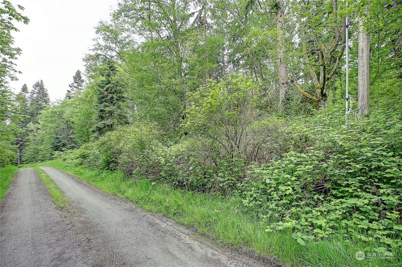 1800 Amber View Place