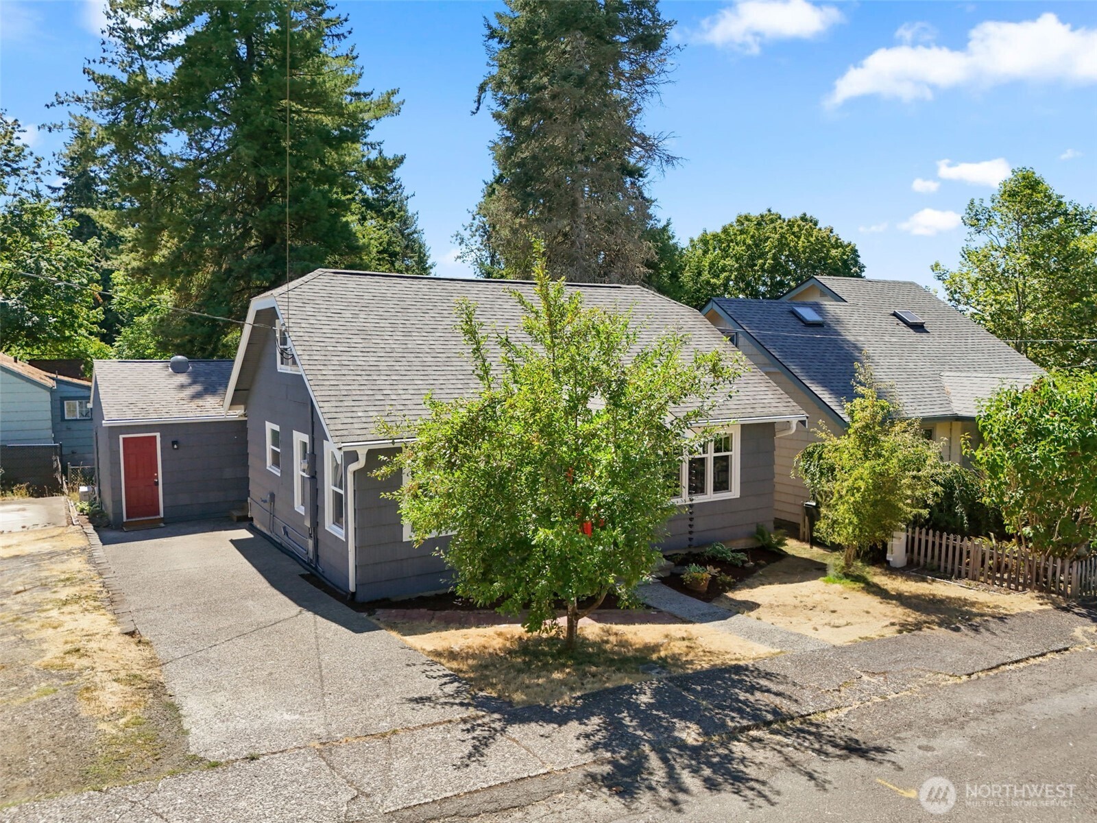1219 Glass Avenue NE
