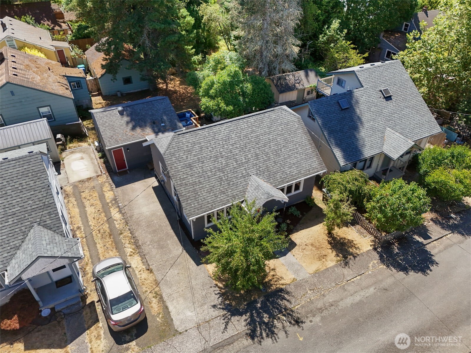 1219 Glass Avenue NE