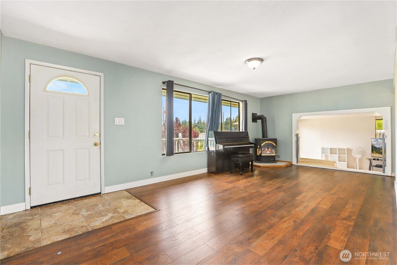 310 Scotland Drive