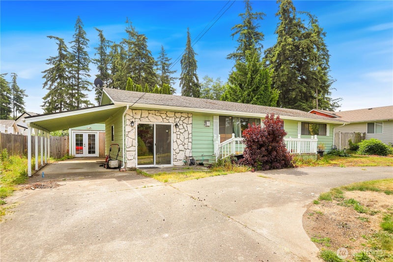 310 Scotland Drive