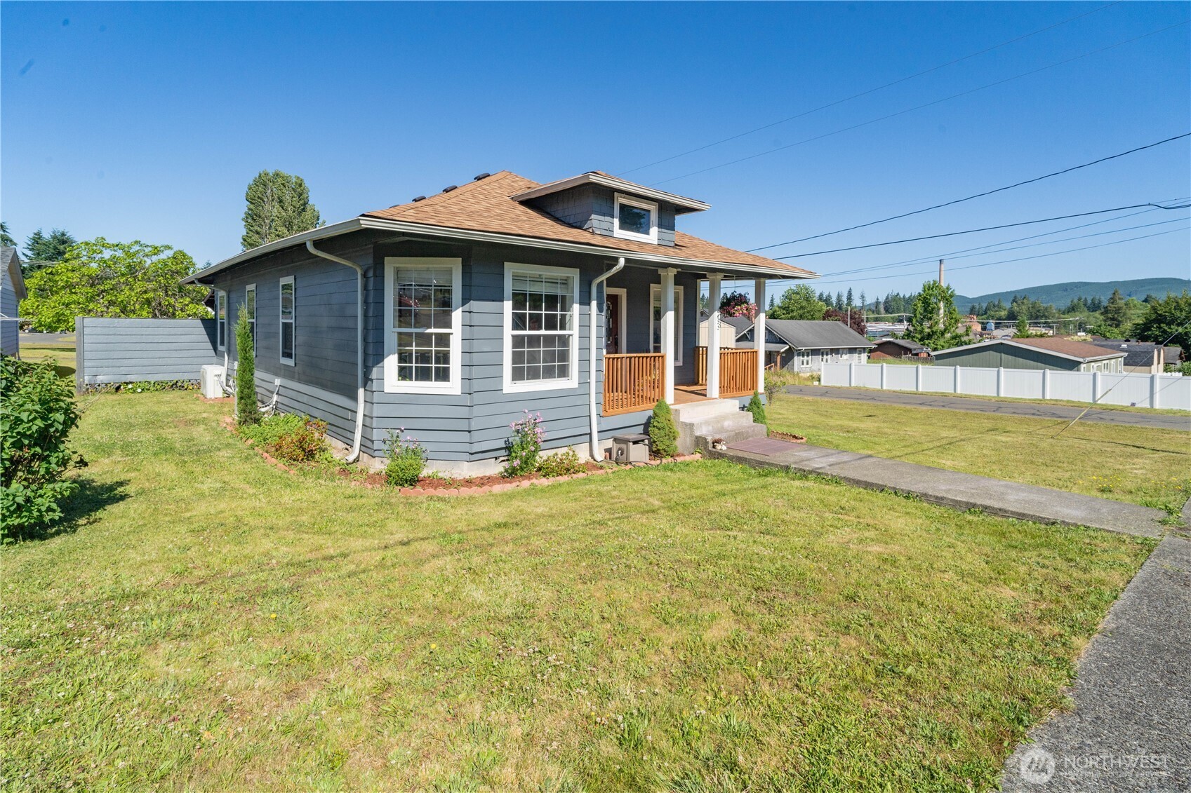 403 S 2nd Street