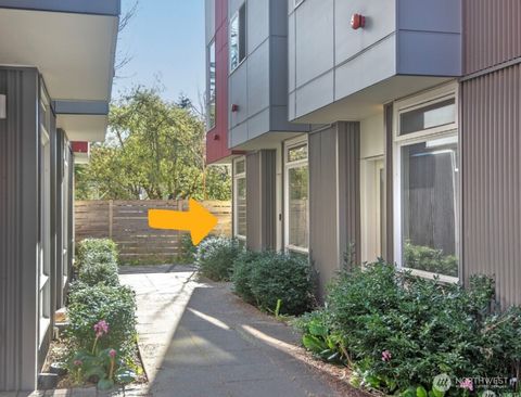9032 14th Avenue NW Unit D, Seattle, WA 98117 - MLS#: 2353165