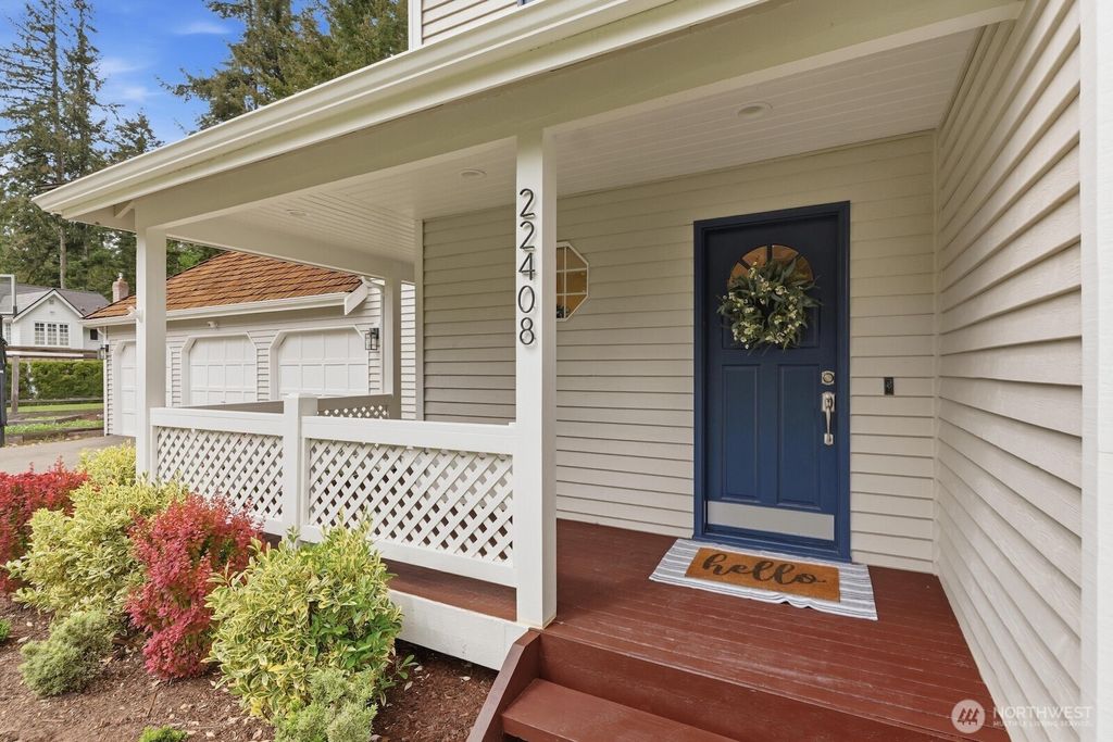 Photo of 22408 NE 46th Street, Redmond, WA 98053 (MLS # 2521369)