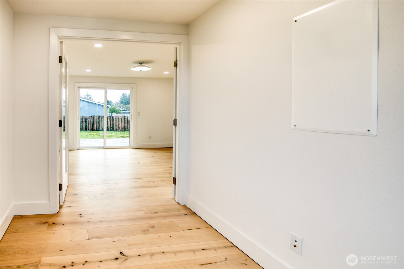 506 Sand Dune Avenue SW