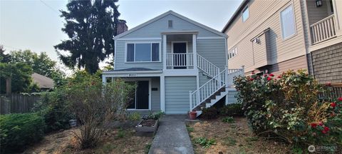Photo of 8011 12th Avenue NE #LL, Seattle, WA 98115 (MLS # 2501290)