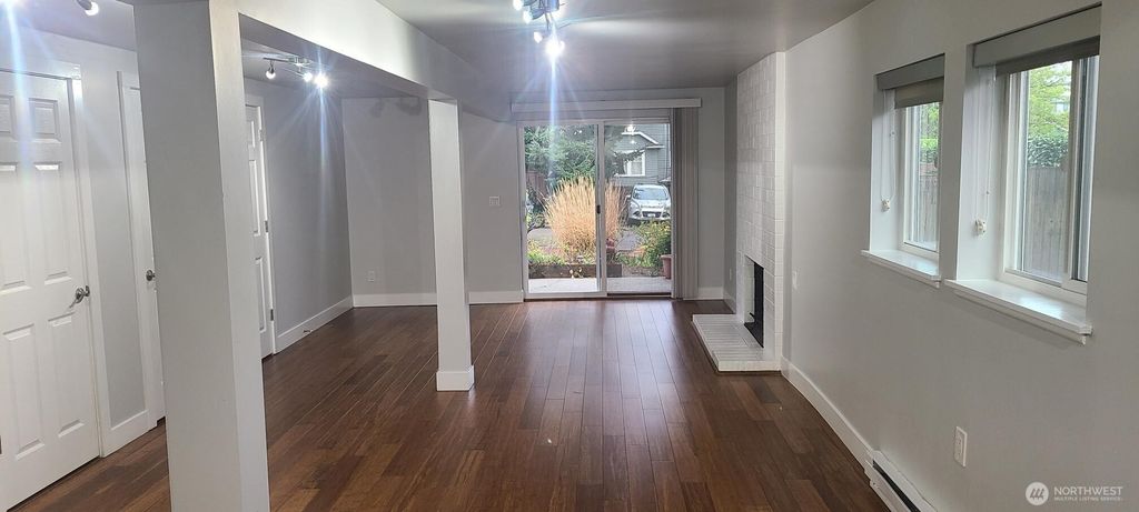 Photo of 8011 12th Avenue NE #LL, Seattle, WA 98115 (MLS # 2501290)