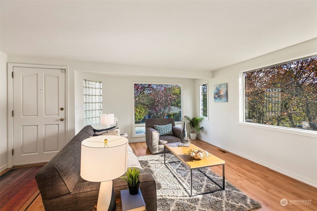 Photo of 8133 32nd Avenue SW, Seattle, WA 98126 (MLS # 2311396)