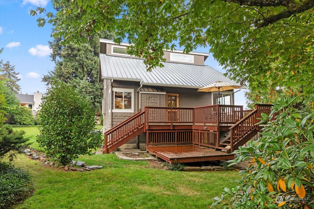 Photo of 21501 Poplar Way, Brier, WA 98036 (MLS # 2303015)