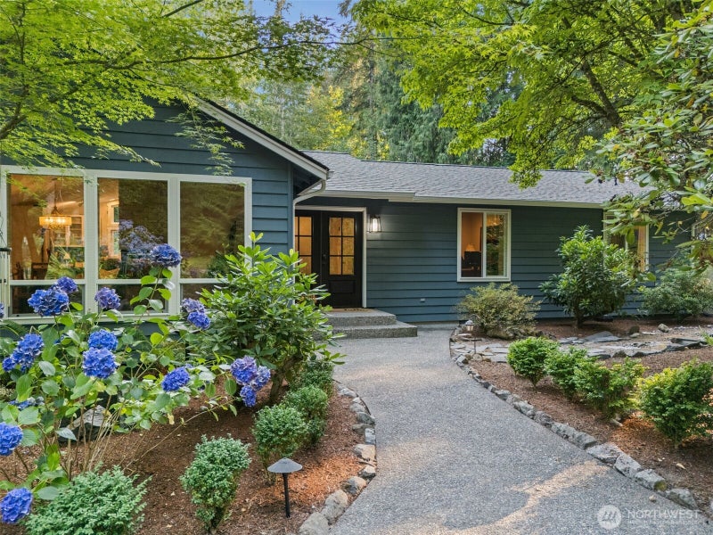 21337 Eagle Sky Place