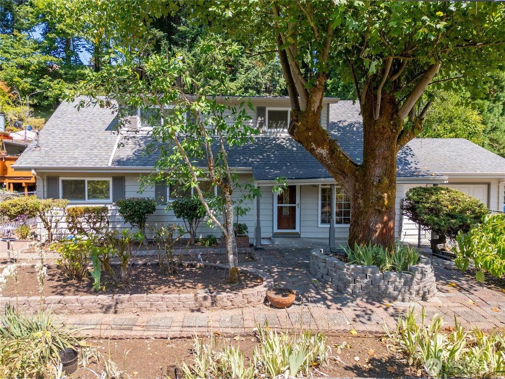 Photo of 10105 114th Street SW, Lakewood, WA 98498 (MLS # 2502377)