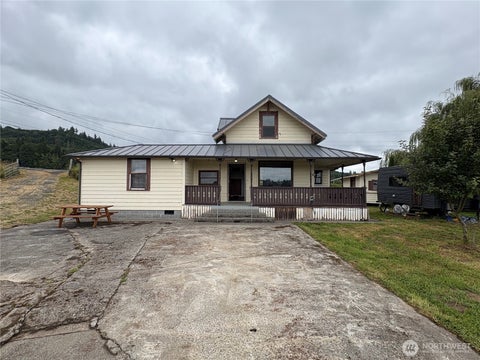 Photo of 80393 Kallunki Road, Clatskanie, OR 97016 (MLS # 2556433)