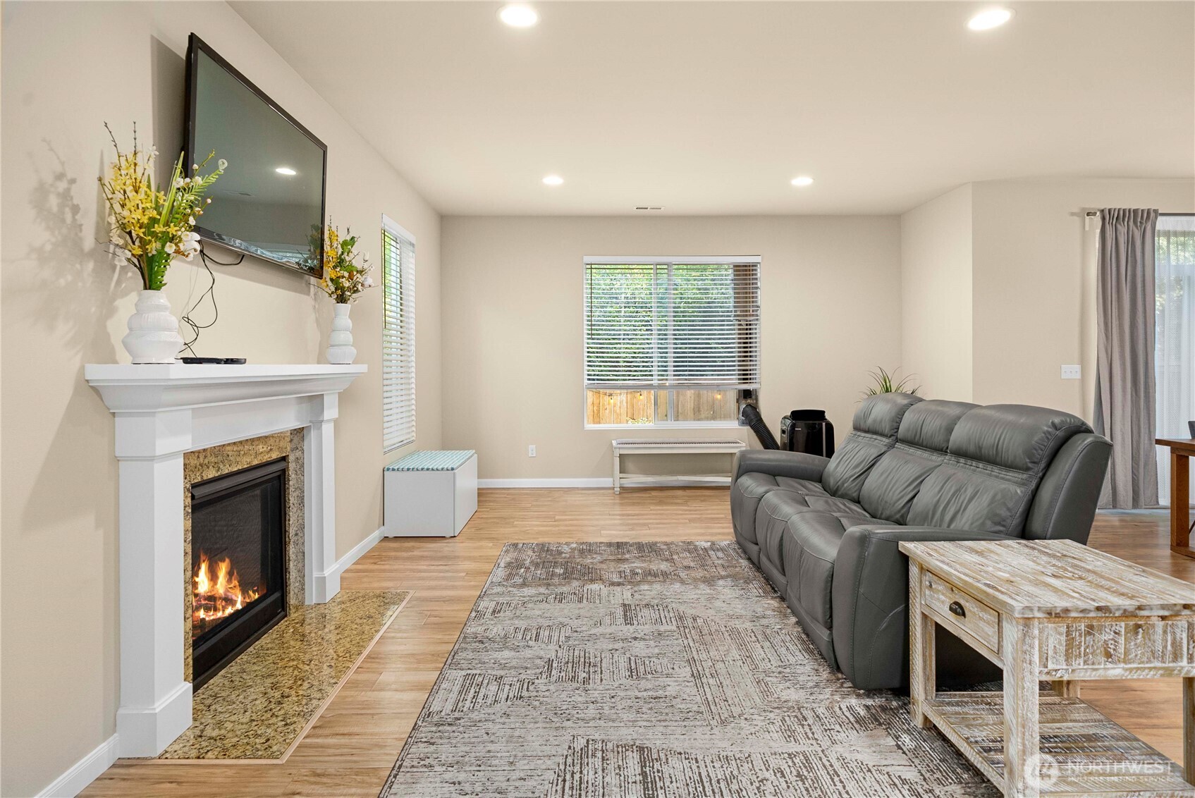 3948 Campus Willows Loop NE