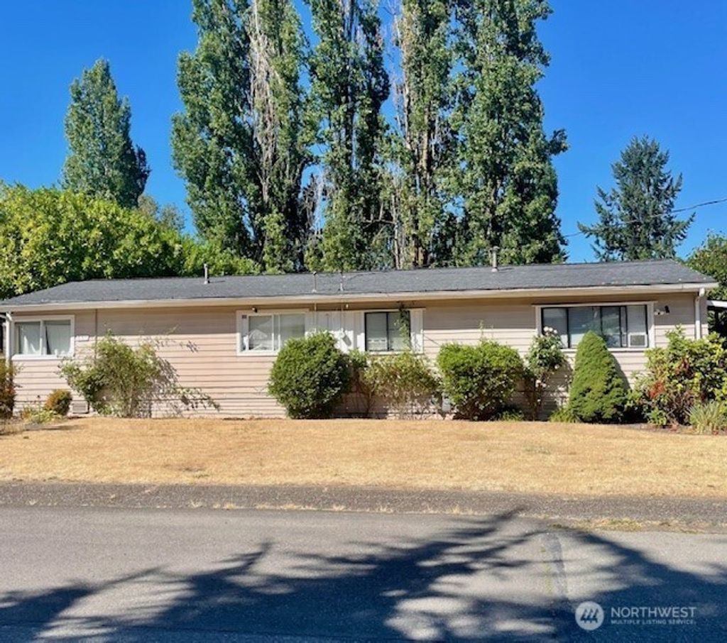 Photo of 651 Index Place NE, Renton, WA 98058 (MLS # 2419649)