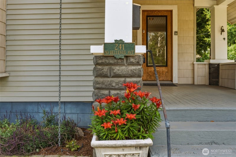 241 N Bellevue Avenue