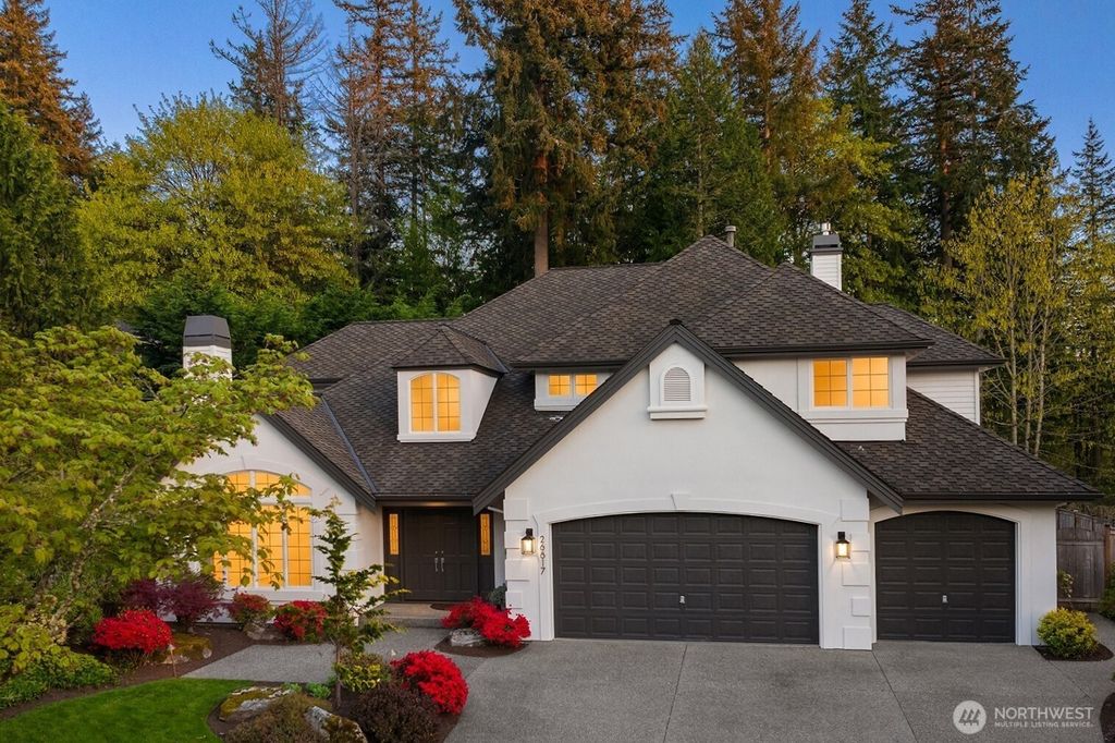 Photo of 26817 SE 22nd Way, Sammamish, WA 98075 (MLS # 2516896)