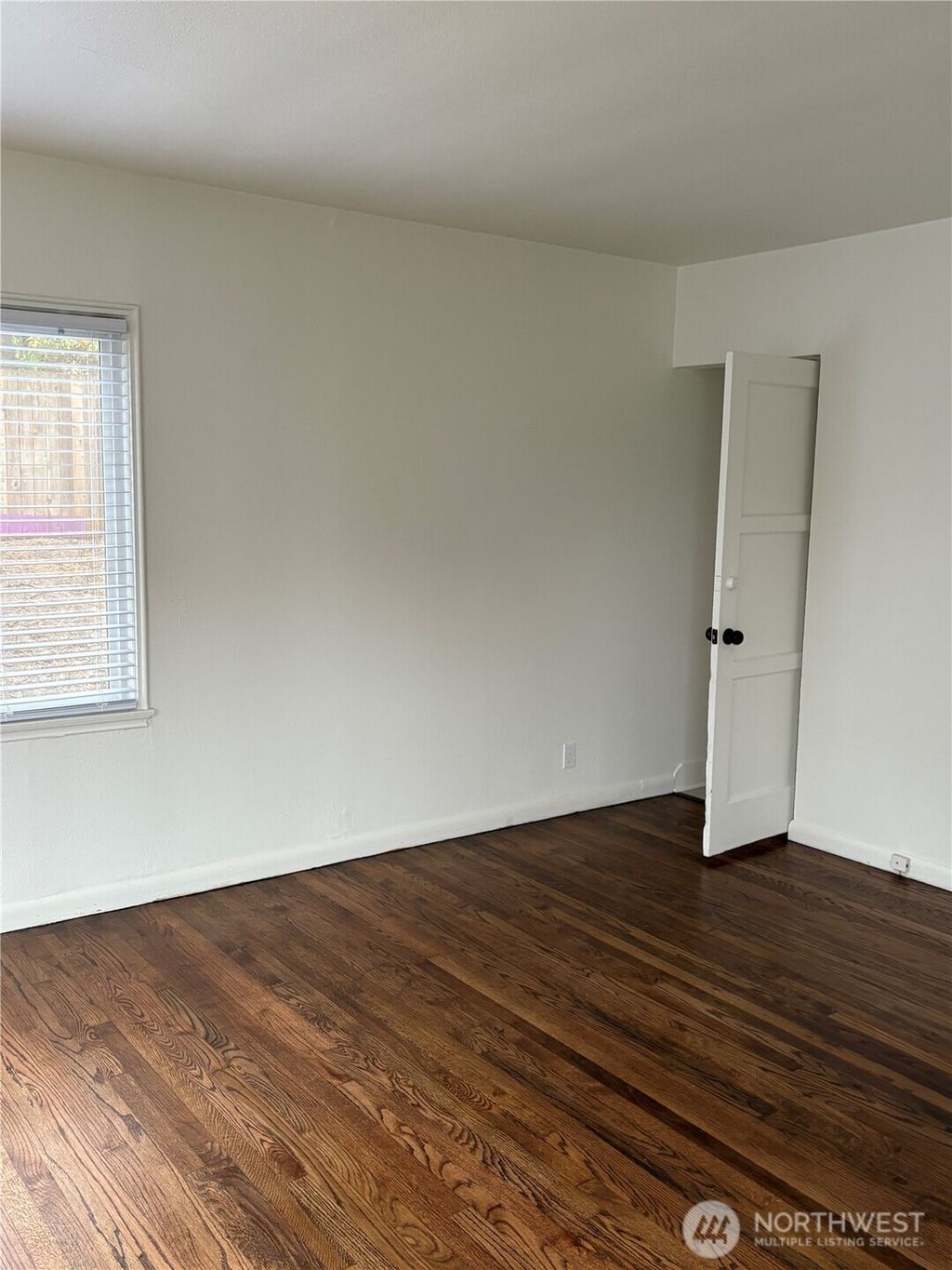 Photo of 840 NW 54th Street, Seattle, WA 98107 (MLS # 2460497)