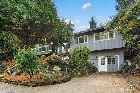 Photo of 3001 NE 105th Street, Seattle, WA 98125 (MLS # 2448134)