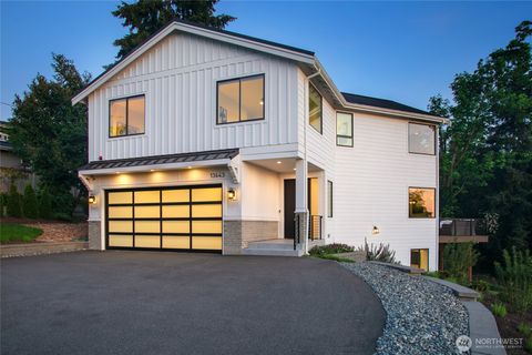 Photo of 13643 SE 10th Street SE, Bellevue, WA 98005 (MLS # 2519633)