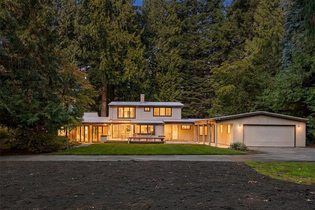 Photo of 11002 Kulshan Road, Edmonds, WA 98020 (MLS # 2597202)